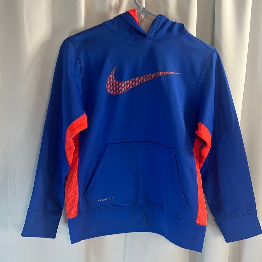 Nike Therma-Fit Big Swoosh Boys Hoodie Pullover Sweatshirt Size Large
